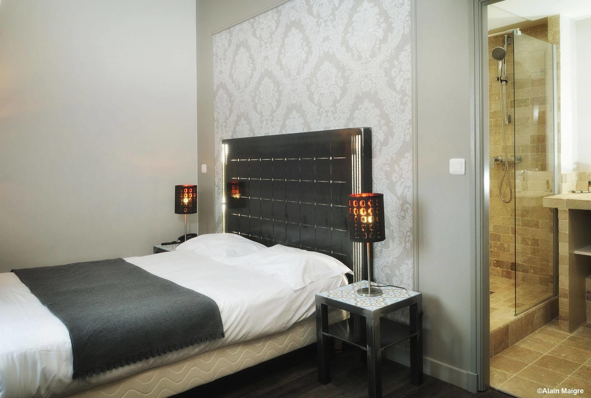 L'Esplan Hotel Saint-Paul-Trois-Chateaux Ngoại thất bức ảnh